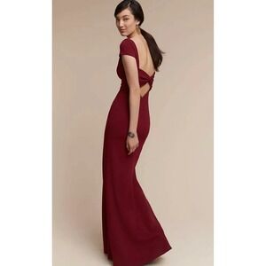 Katie May Burgundy Crepe Open Back Twist Gown Dress Sz 10 Formal Maxi Cap Sleeve